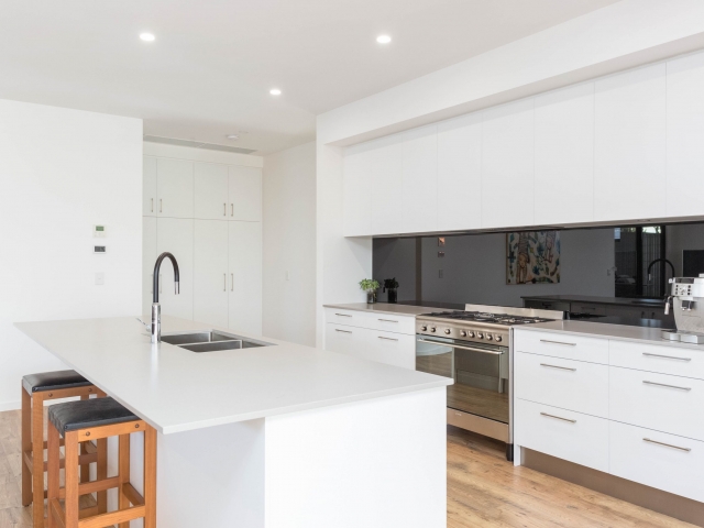 Custom Home, New Home, Single Storey Home, Builders, Design, Port Elliot, Fleurieu, Kitchen, Gas Stove Top, Splashback, Modern